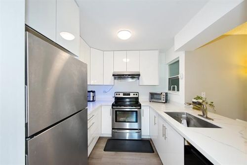 4 at 3 - 9000 Ash Grove Crescent, Forest Hills BN, Burnaby North