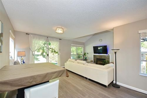 8 at 3 - 9000 Ash Grove Crescent, Forest Hills BN, Burnaby North