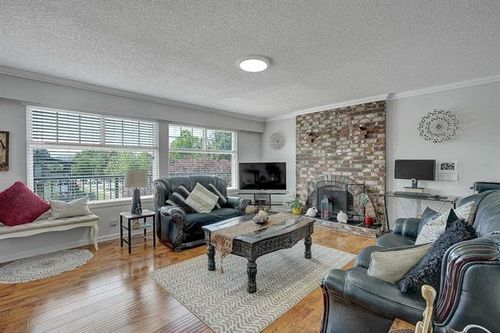 3 at 9332 Monkland Place, Bear Creek Green Timbers, Surrey