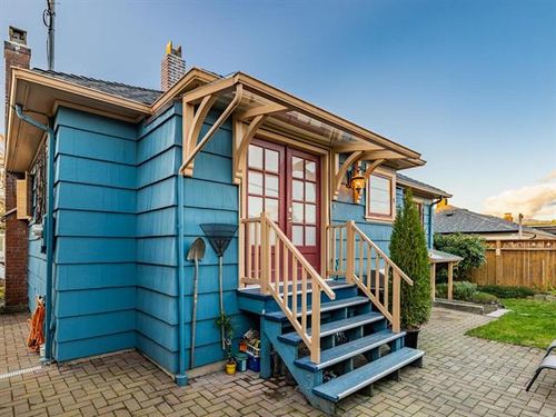 3 at 5280 Spencer Street, Collingwood VE, Vancouver East