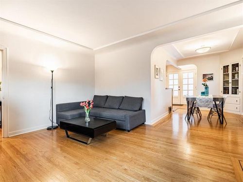 5 at 5280 Spencer Street, Collingwood VE, Vancouver East