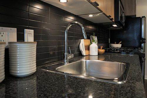 7 at 603 - 1010 Richards Street, Yaletown, Vancouver West