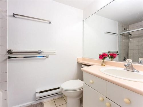 11 at 304 - 7011 Blundell Road, Brighouse South, Richmond