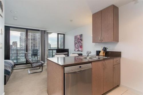 7 at 1503 - 909 Mainland Street, Yaletown, Vancouver West
