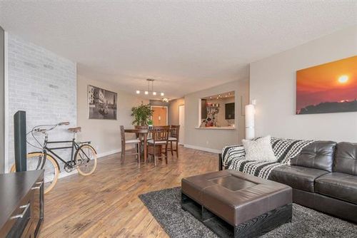 6 at 701 - 3920 Hastings Street, Vancouver Heights, Burnaby North