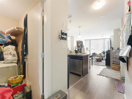 4 at 701 - 688 Abbott Street, Downtown VW, Vancouver West