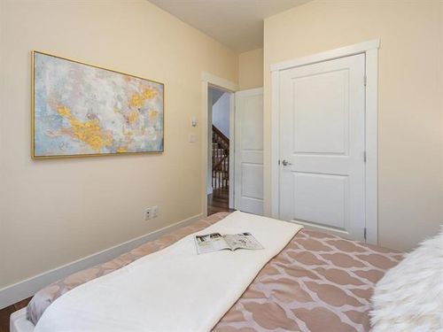10 at 3857 W 19th Avenue, Dunbar, Vancouver West