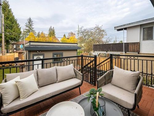 14 at 3857 W 19th Avenue, Dunbar, Vancouver West
