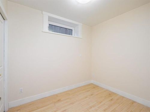 18 at 3857 W 19th Avenue, Dunbar, Vancouver West