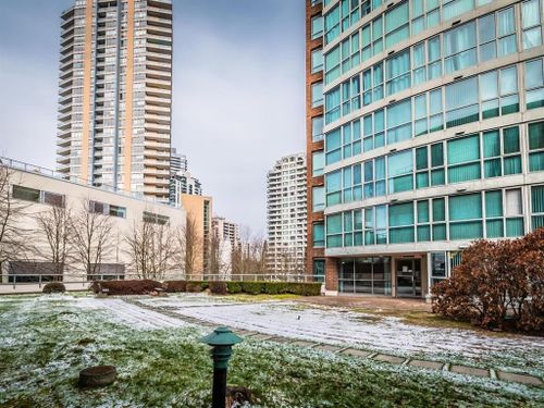 17 at 303 - 4888 Hazel Street, Forest Glen BS, Burnaby South