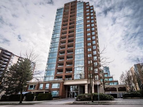 18 at 303 - 4888 Hazel Street, Forest Glen BS, Burnaby South