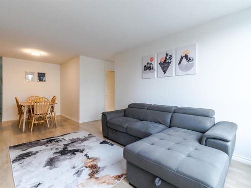 3 at 303 - 4888 Hazel Street, Forest Glen BS, Burnaby South