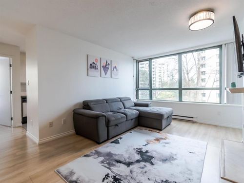 4 at 303 - 4888 Hazel Street, Forest Glen BS, Burnaby South