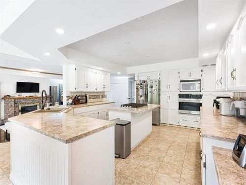 11 at 1413 Lansdowne Drive, Upper Eagle Ridge, Coquitlam