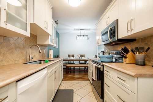 15 at 337 - 9101 Horne Street, Government Road, Burnaby North