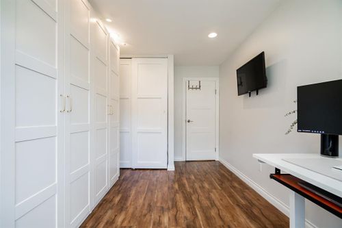 20 at 337 - 9101 Horne Street, Government Road, Burnaby North