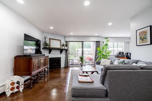 8 at 337 - 9101 Horne Street, Government Road, Burnaby North
