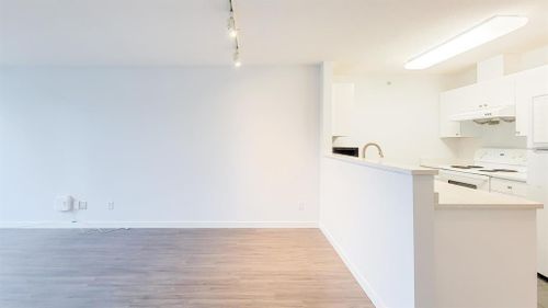 10 at 307 - 3520 Crowley Drive, Collingwood VE, Vancouver East