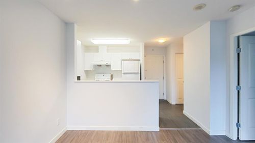 5 at 307 - 3520 Crowley Drive, Collingwood VE, Vancouver East