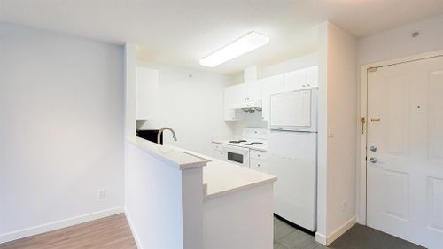 7 at 307 - 3520 Crowley Drive, Collingwood VE, Vancouver East