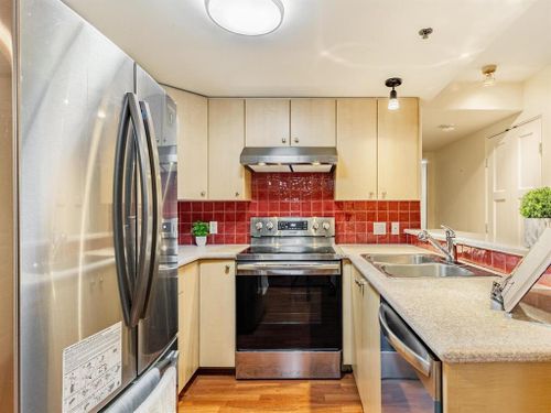 5 at 1308 - 819 Hamilton Street, Downtown VW, Vancouver West