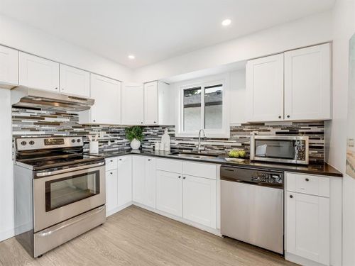 263069923-1576c6e7-b739-4981-b232-4abb81108902 at 1732 Prairie Avenue, Glenwood PQ, Port Coquitlam