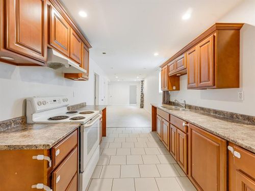263069923-fa0cf905-01aa-461e-99e0-4c382d2d7911 at 1732 Prairie Avenue, Glenwood PQ, Port Coquitlam