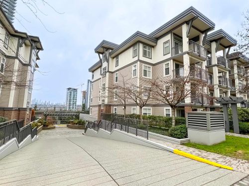 262772601-16 at 406 - 4728 Brentwood Drive, Brentwood Park, Burnaby North