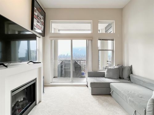 262772601-6 at 406 - 4728 Brentwood Drive, Brentwood Park, Burnaby North