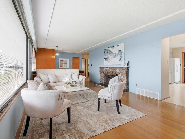 11264-135a-street-bolivar-heights-north-surrey-05 at 11264 135a Street, Bolivar Heights, North Surrey