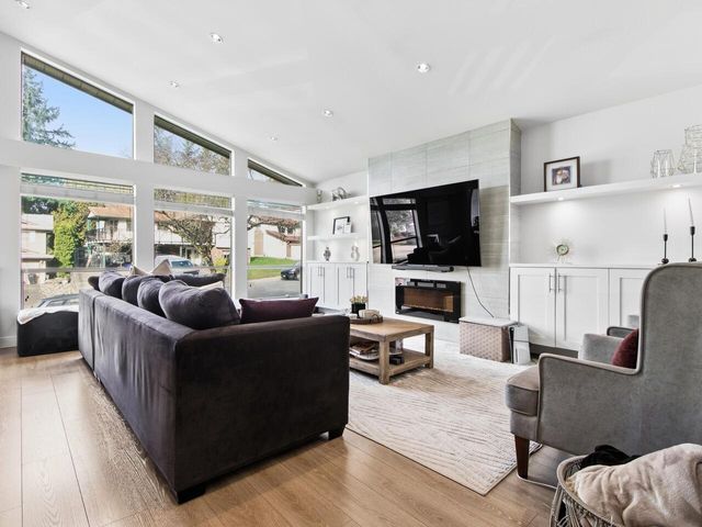 7640-lawrence-drive-montecito-burnaby-north-05 at 7640 Lawrence Drive, Montecito, Burnaby North