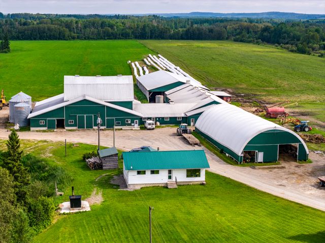 f2f-drone-9 at 407197 Road 2 Englehart On