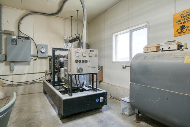 dsc09922_71 at 465273 Curries Road, Woodstock