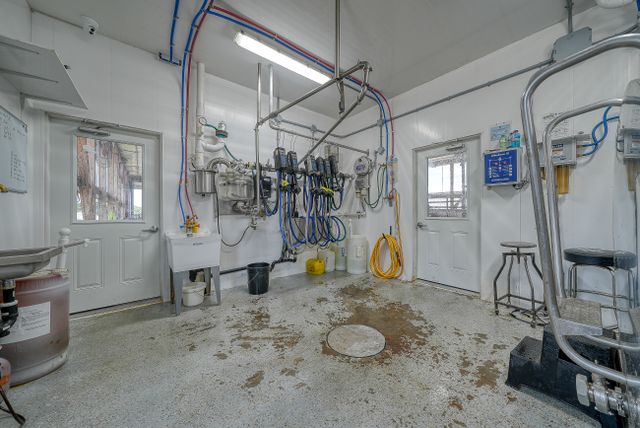 dsc09972_88 at 465273 Curries Road, Woodstock