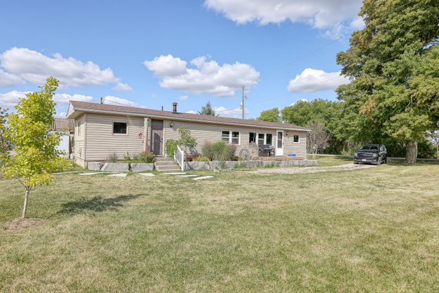 img_4344_124 at 1 Etonia Road, Brant