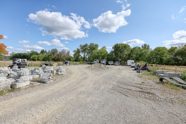 img_4392_140 at 1 Etonia Road, Brant