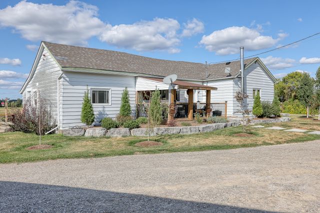 img_4485_171 at 1 Etonia Road, Brant