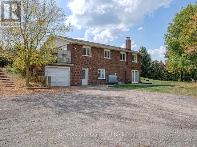 936549-blenheim-road-blandford-blenheim-bright-25 at 936549 Blenheim Road, Blandford-Blenheim (Bright)