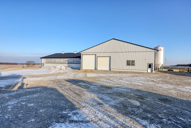 img_5249_279-120 at 1011 Bornish Drive Parkhill