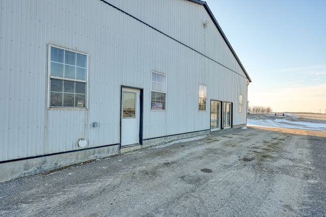 img_5437_342-167 at 1011 Bornish Drive Parkhill