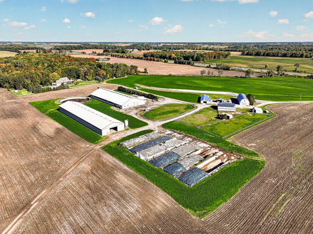 02_dji_20261003104004_0200_d at 8806 Walkers Drive, Strathroy-Caradoc