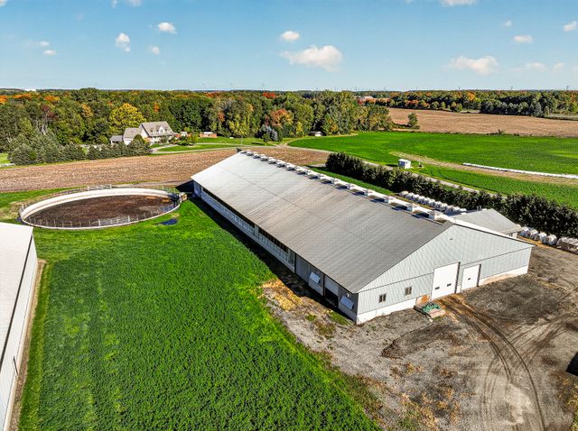 06_dji_20261003095633_0125_d at 8806 Walkers Drive, Strathroy-Caradoc