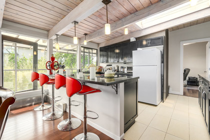 4176-rose-crescent-sandy-cove-west-vancouver-04 at 4176 Rose Crescent, Sandy Cove, West Vancouver 4176-rose-crescent-sandy-cove-west-vancouver-04 at 4176 Rose Crescent, Sandy Cove, West Vancouver