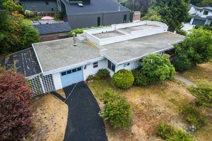 2495-mathers-avenue-dundarave-west-vancouver-02 at 2495 Mathers Avenue, Dundarave, West Vancouver 2495-mathers-avenue-dundarave-west-vancouver-02 at 2495 Mathers Avenue, Dundarave, West Vancouver