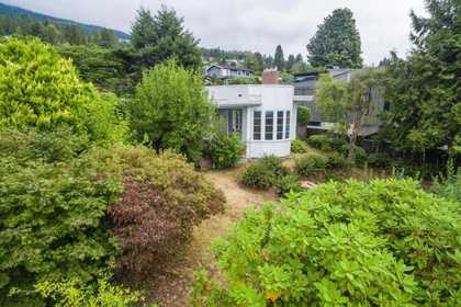 2495-mathers-avenue-dundarave-west-vancouver-06 at 2495 Mathers Avenue, Dundarave, West Vancouver 2495-mathers-avenue-dundarave-west-vancouver-06 at 2495 Mathers Avenue, Dundarave, West Vancouver