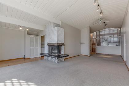 2187-queens-avenue-queens-west-vancouver-05 at 2187 Queens Avenue, Queens, West Vancouver 2187-queens-avenue-queens-west-vancouver-05 at 2187 Queens Avenue, Queens, West Vancouver