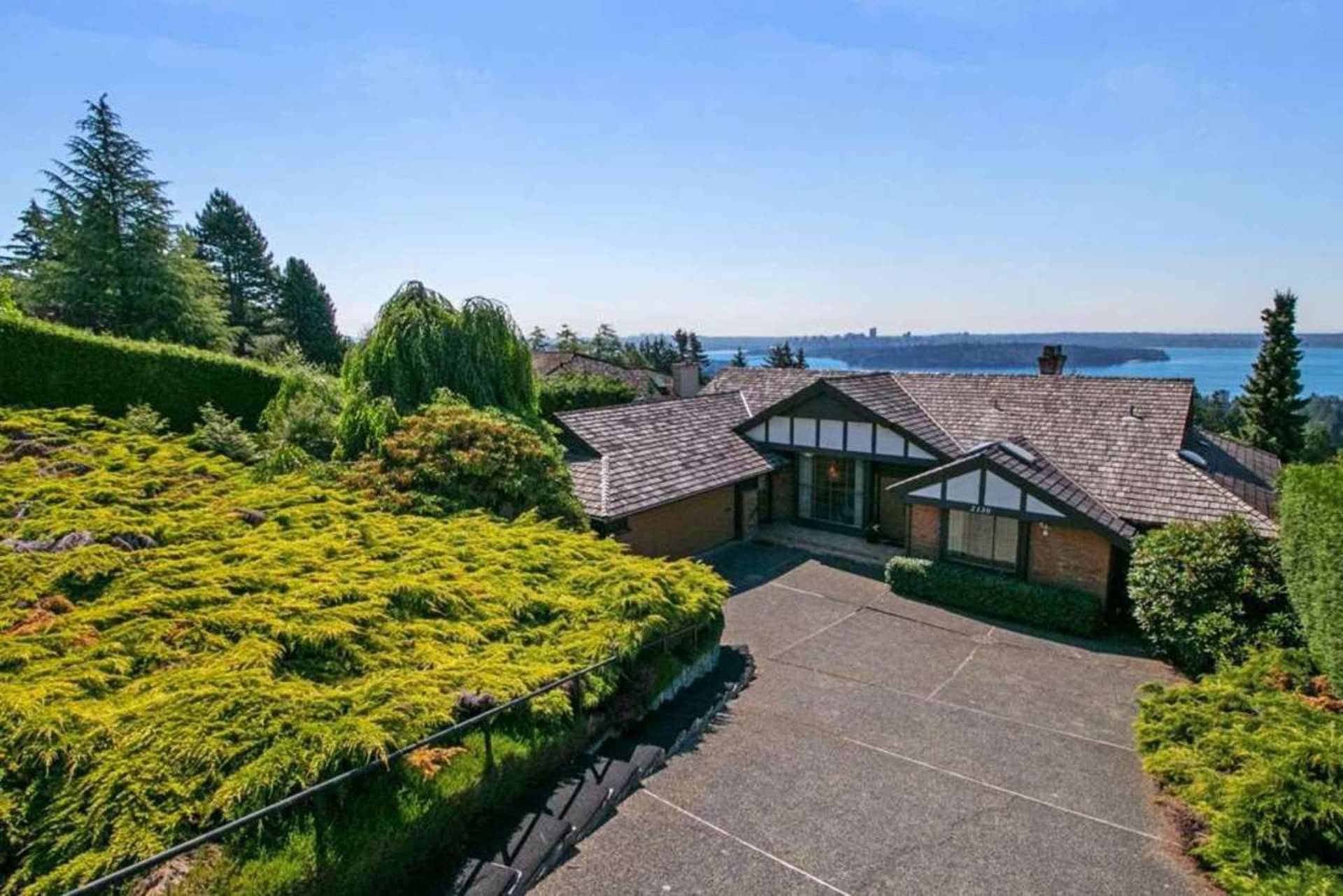 2130 Westhill Place, Westhill, West Vancouver  by Farshad Zandi - Personal Real Estate Corp. 2130 Westhill Place, Westhill, West Vancouver