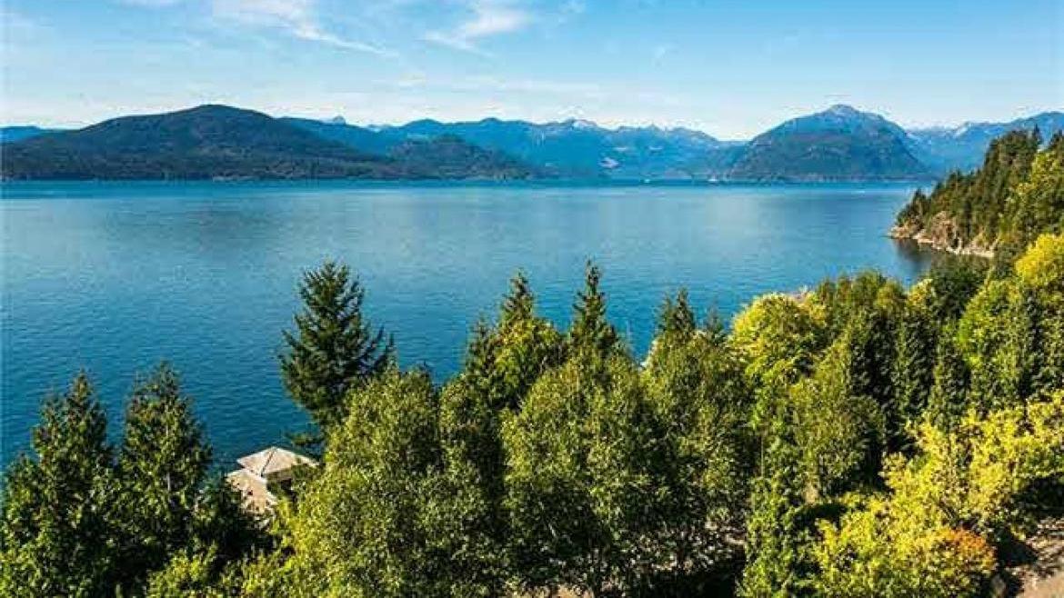 17  Drive, Howe Sound, West Vancouver  by Farshad Zandi - Personal Real Estate Corp. 17  Drive, Howe Sound, West Vancouver