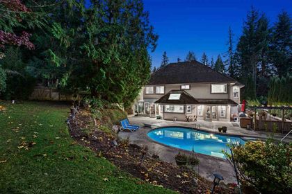 4725-the-glen-cypress-park-estates-west-vancouver-34 at 4725 The Glen, Cypress Park Estates, West Vancouver 4725-the-glen-cypress-park-estates-west-vancouver-34 at 4725 The Glen, Cypress Park Estates, West Vancouver