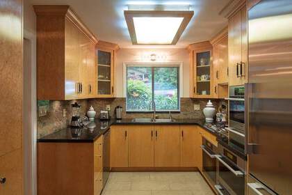 1431-fintry-place-capilano-nv-north-vancouver-07 at 1431 Fintry Place, Capilano NV, North Vancouver 1431-fintry-place-capilano-nv-north-vancouver-07 at 1431 Fintry Place, Capilano NV, North Vancouver